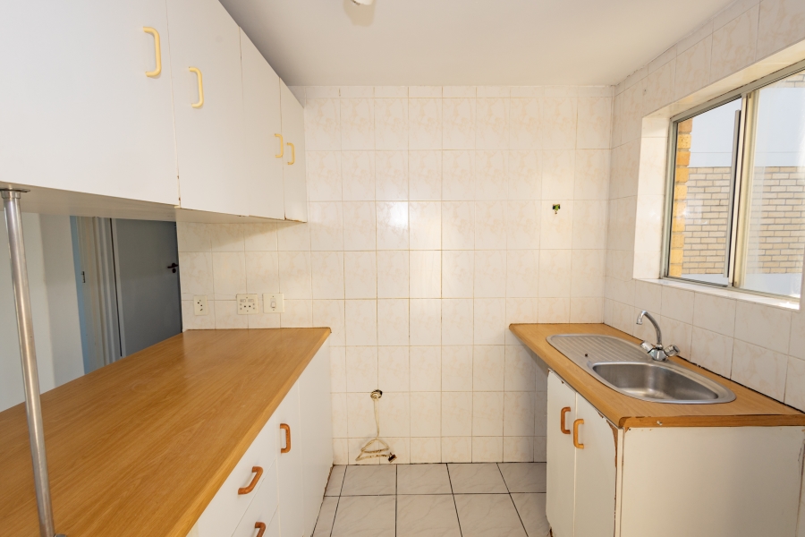 2 Bedroom Property for Sale in Churchill Estate Western Cape